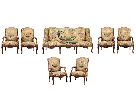 Louis XV-Salongarnitur mit sechs Fauteuils und einem Sofa